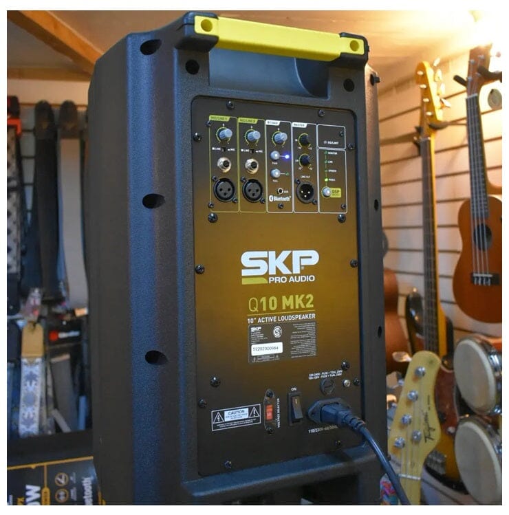 Parlante Profesional Activo SKP Q10 MK2 Parlantes SKP Pro Audio