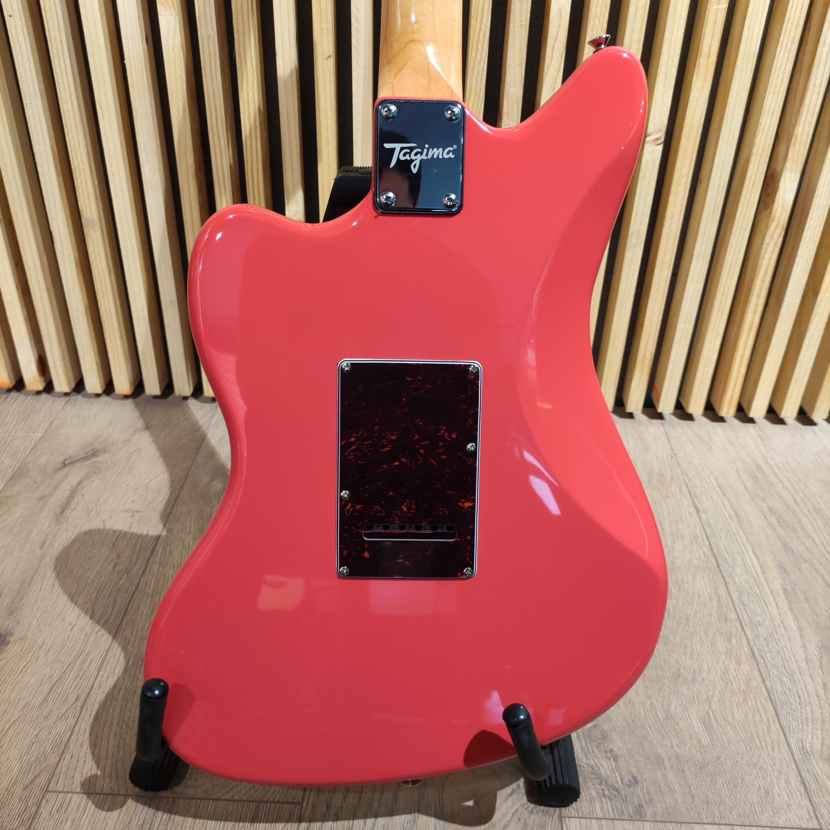 Tagima TW-61 Fiesta Red Guitarra Electrica Guitarras Eléctricas Tagima