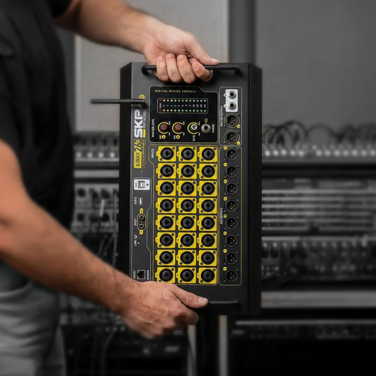 SKP D Track 26R Consola Digital de 24 Canales con Interfaz Multipista USB (16x16)