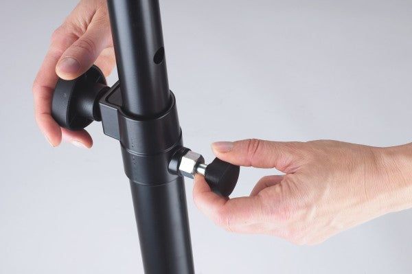 K&M 21337-000-55 Pole atornillable M20 Aleman